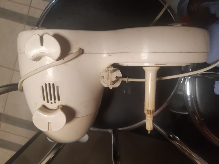 Запчастини на комбай Philips HR7720