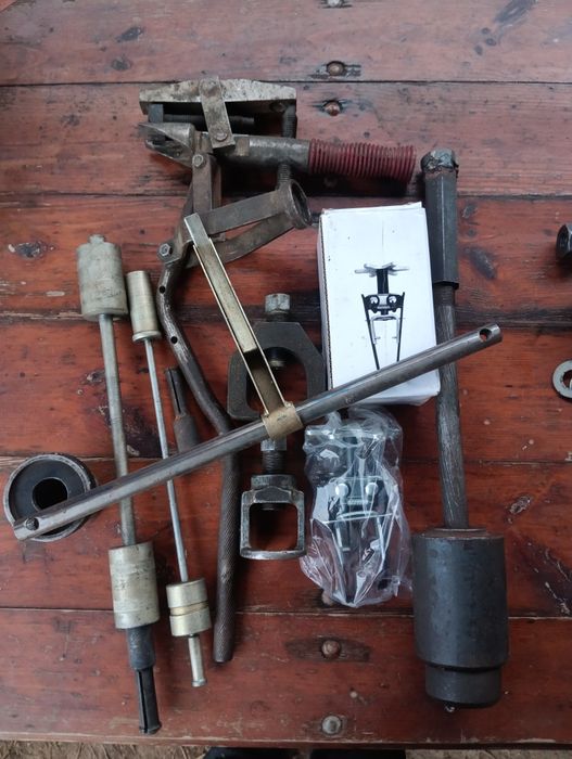 Приспособление для снятия  подшипников ,клапанов Ваз. .