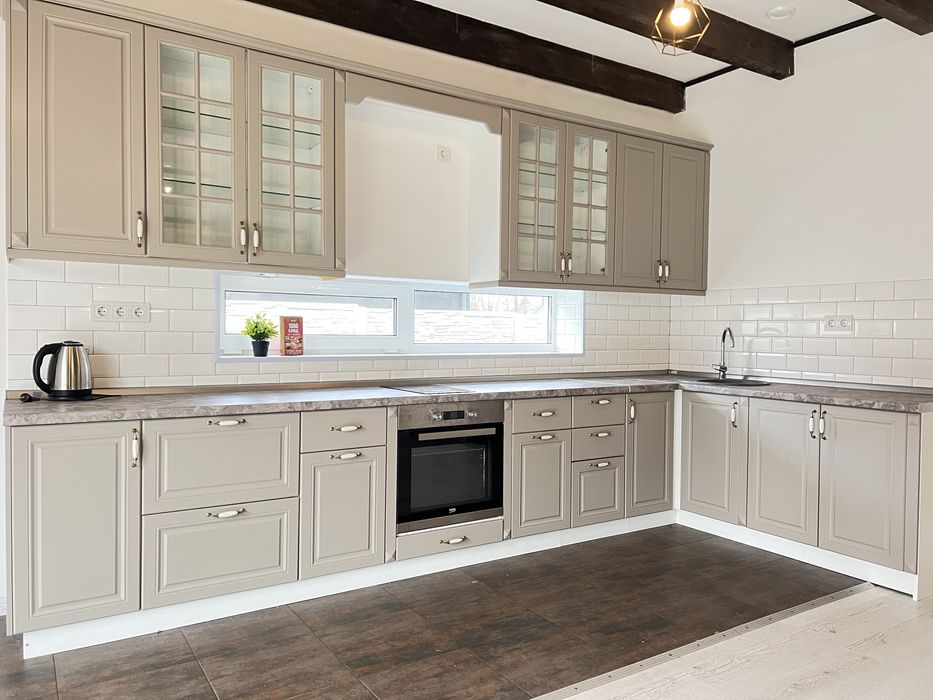 Терміновий продаж будинку з ремонтом, меблями і технікою