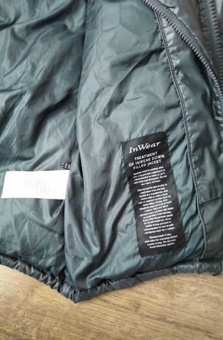 Жіноча зимова пухова куртка