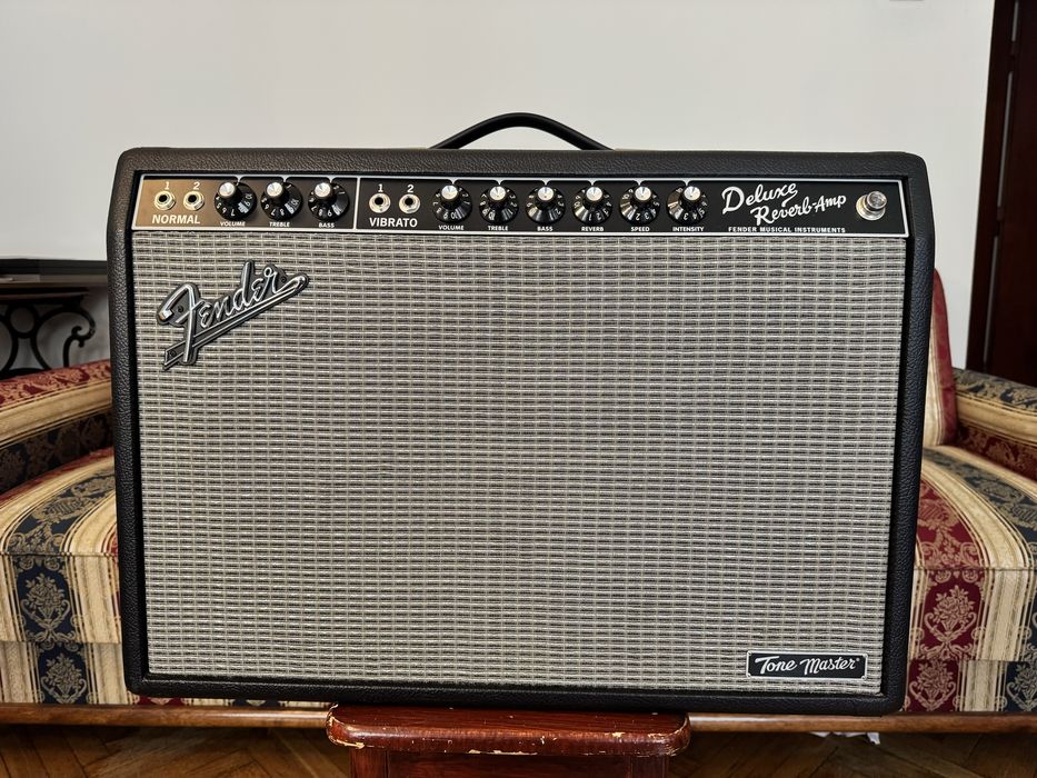 Wzmacniacz Fender Deluxe Reverb Tone Master