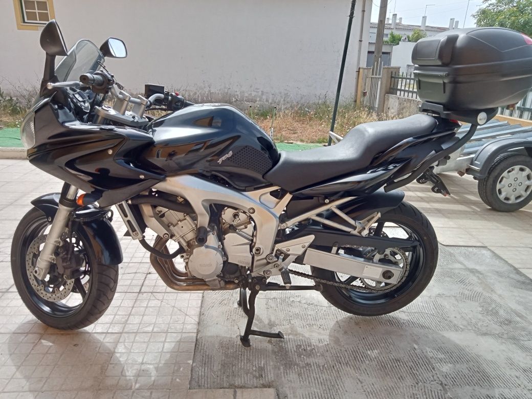 Yamaha FZ6 S2 2006