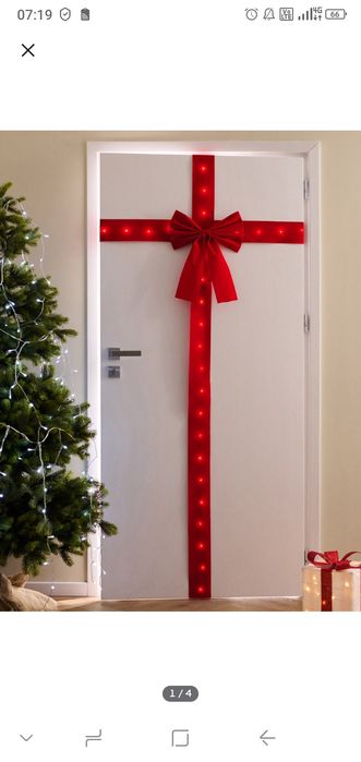 Welurowa Czerwona Kokarda Na Drzwi Z Lampkami LED