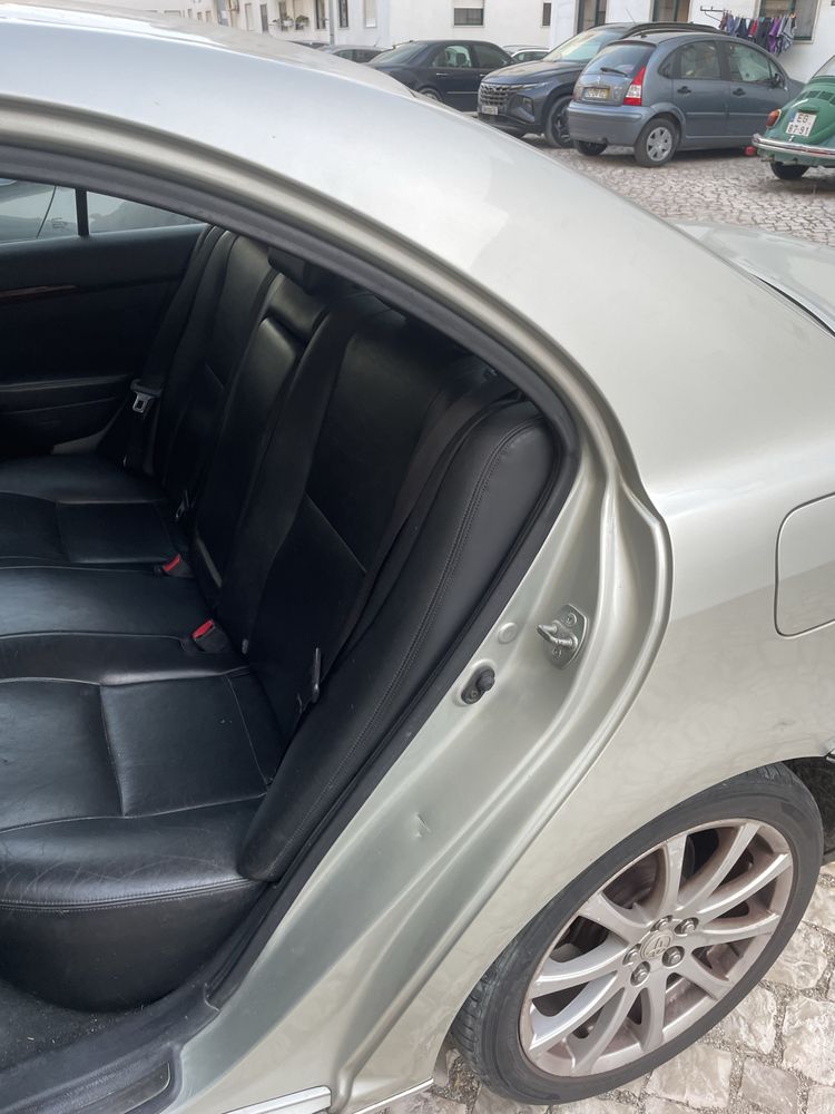 Toyota avensis 2.0 D4D