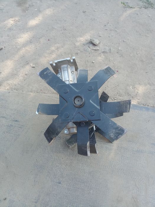 Продам фрезу до мото коси 9 шліців