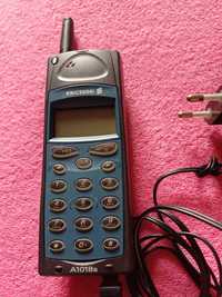 Telefon Ericsson A1018s z baterią i ładowarką i etui