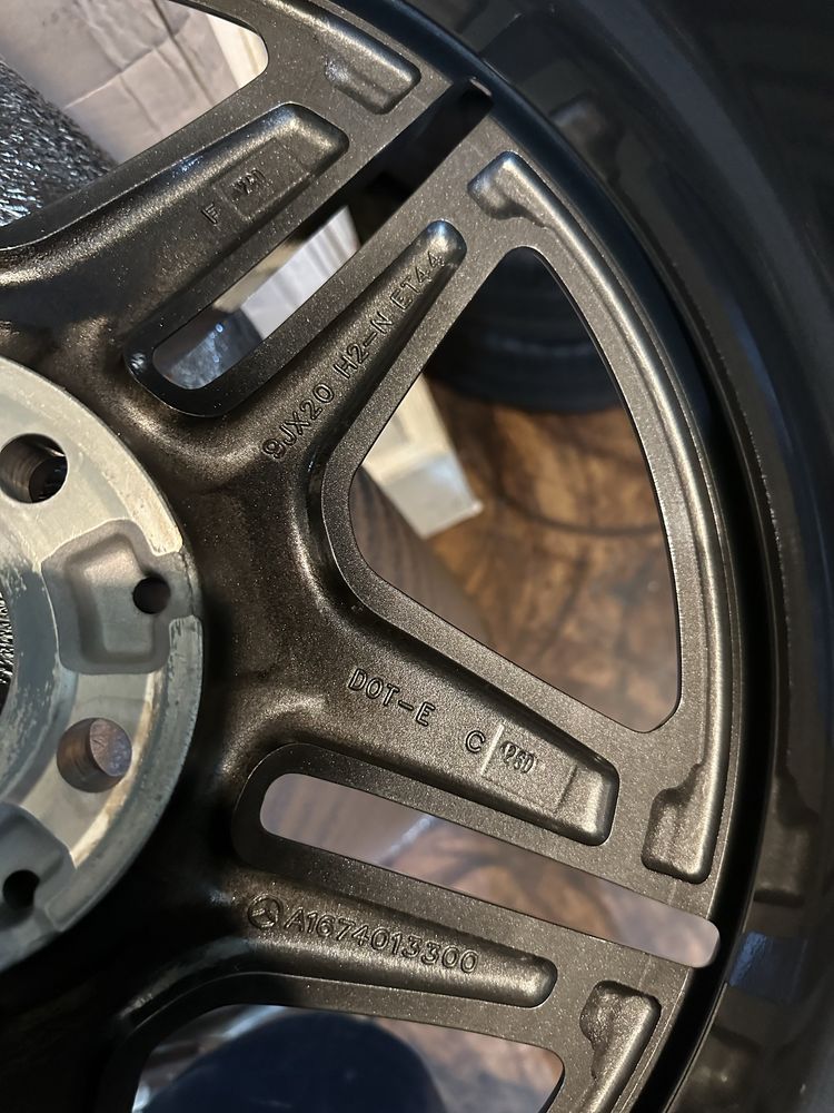 Комплект Оригінальних дискіа Mercedes -Benz CLE R20.5.112