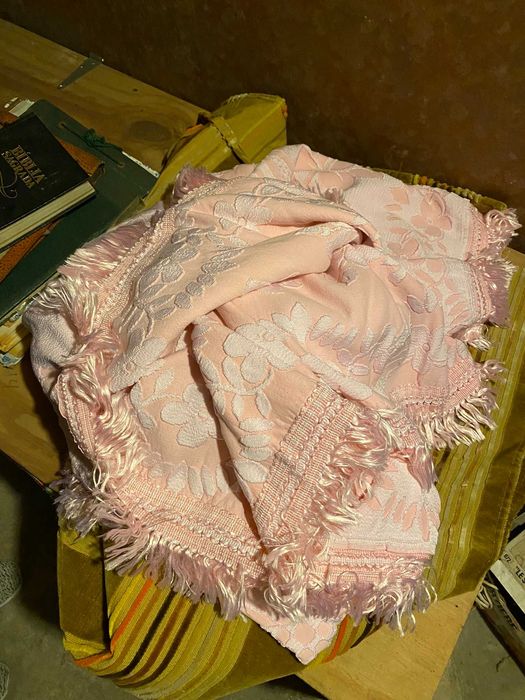 colcha antiga tons rosa