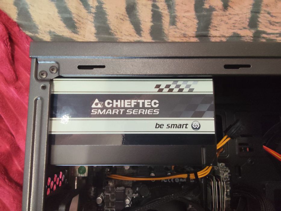 Компьютер ryzen 5 1600.