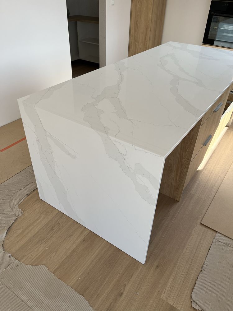 Parapety kamienne granitowe marmurowe, blaty
