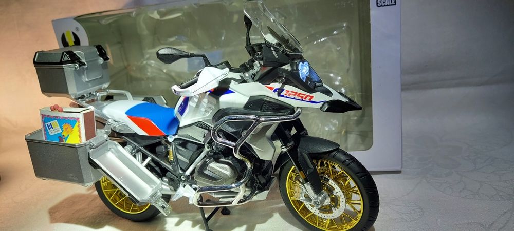 Модели мотоциклов 1:9