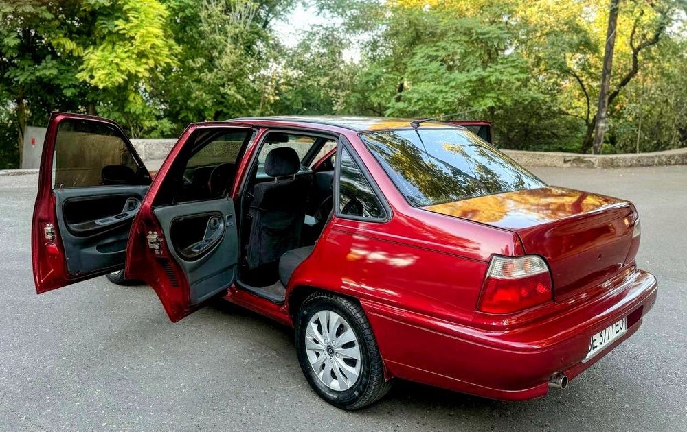 Продам Daewoo Nexia, в достойном состоянии