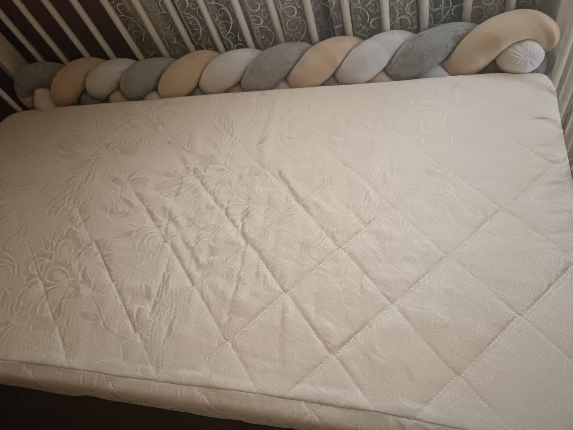 Продам детскую кроватку от фирмы IKEA