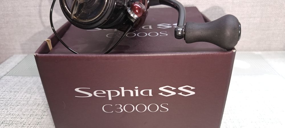 Продам котушку Shimano Sephia SS C3000S 23.