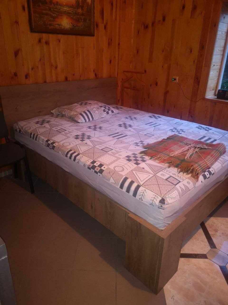 Ліжко (дикий дуб) з матрацом Dreamzone Gold JYSK 160 на 200 см