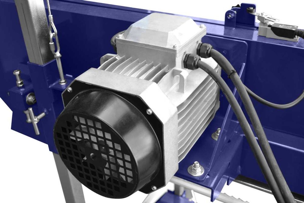 Trak taśmowy, Piła taśmowa Cormak E560 Elektryczny 8kW