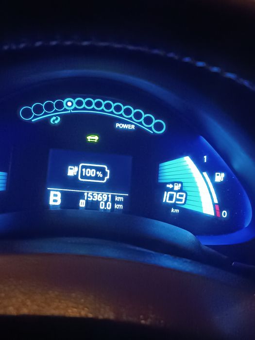 Nissan leaf.30 кВт.