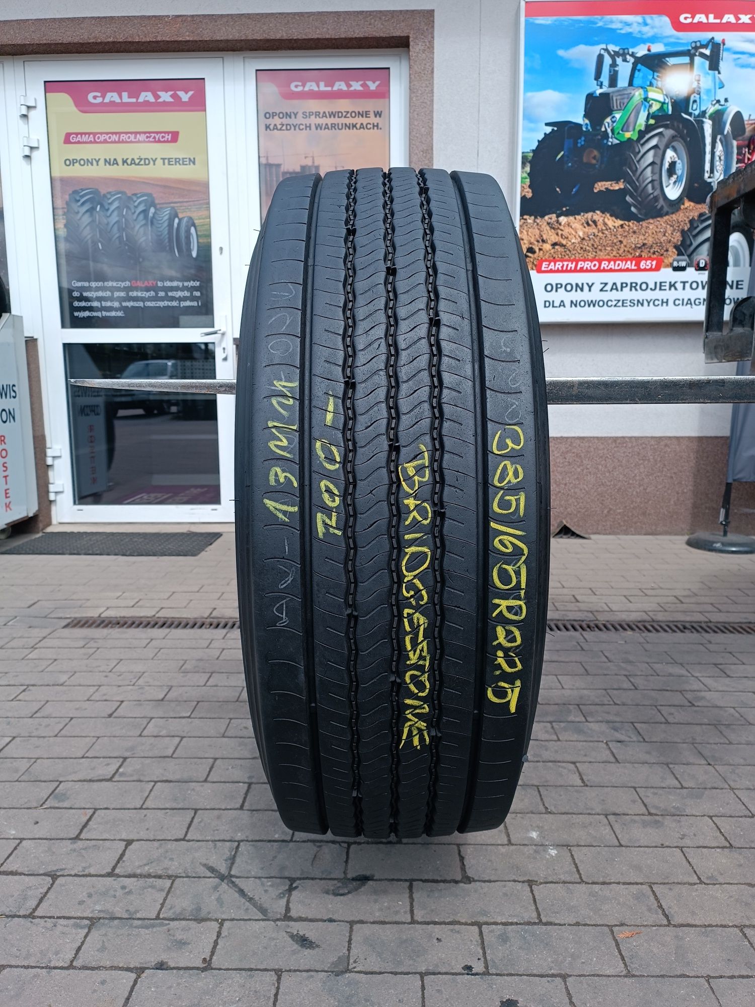 385/65R22.5 Bridgestone R-Steer 001 Plus