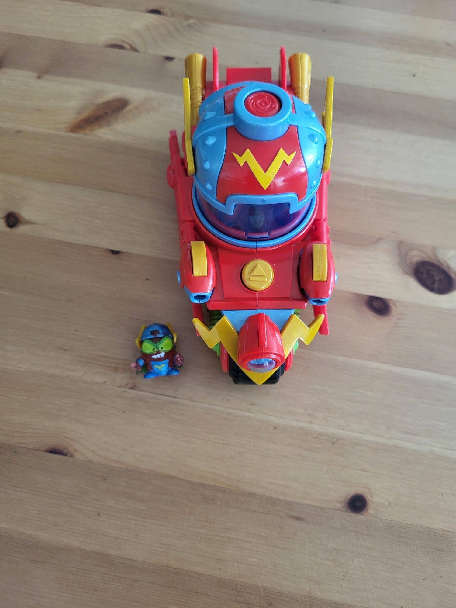 Super Zings Kid Fury pojazd z figurką