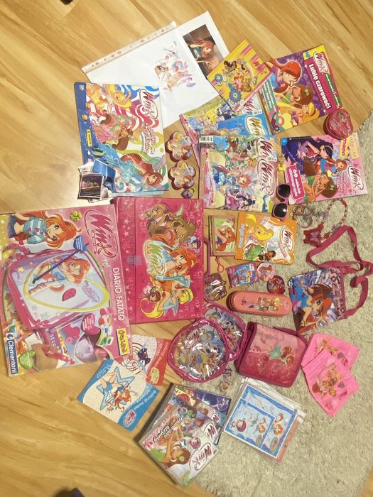 MEGA PAKA! Zestaw Winx z wieloma akcesoriami