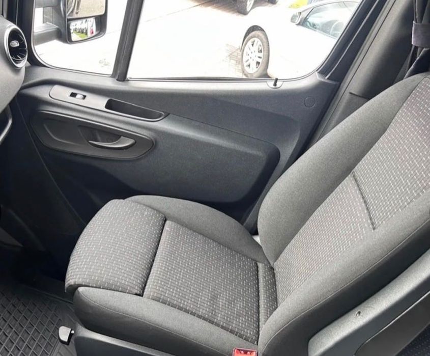 Bus Plandeka Wynajem