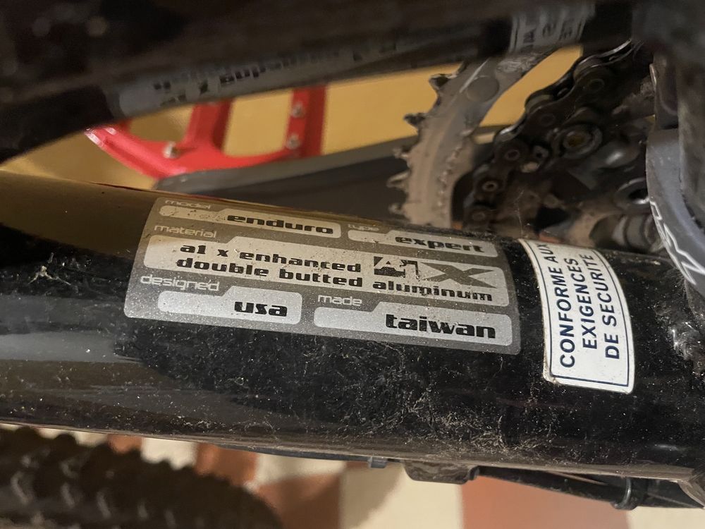 Rower Specialized Enduro Expert  rama M