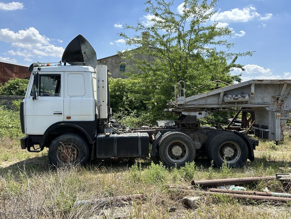 Автомобіль МАЗ 6422 2008р 160км. три осі, моживо на запчастини