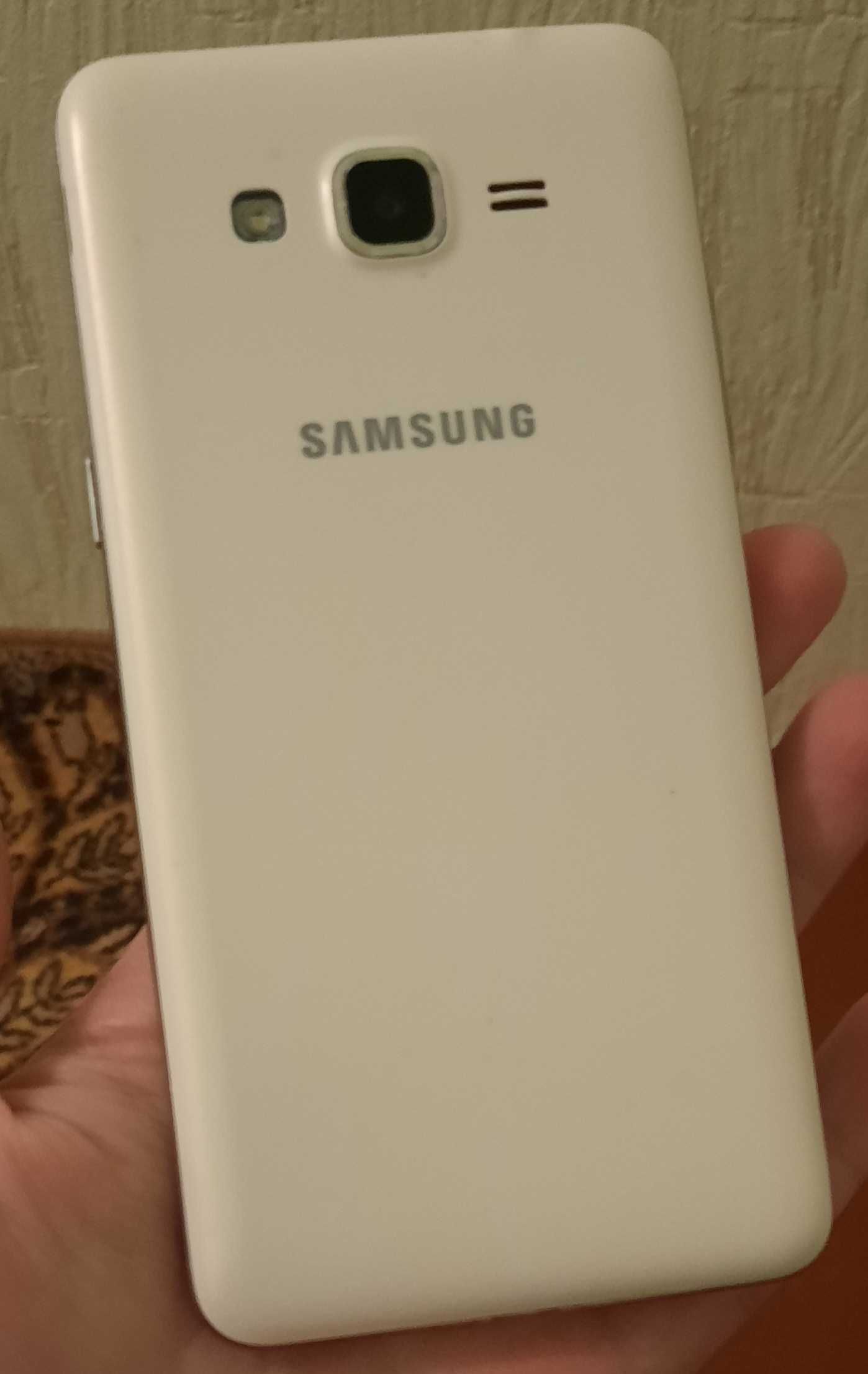 Смартфон Samsung Galaxy Grand Prime Duos G530H
