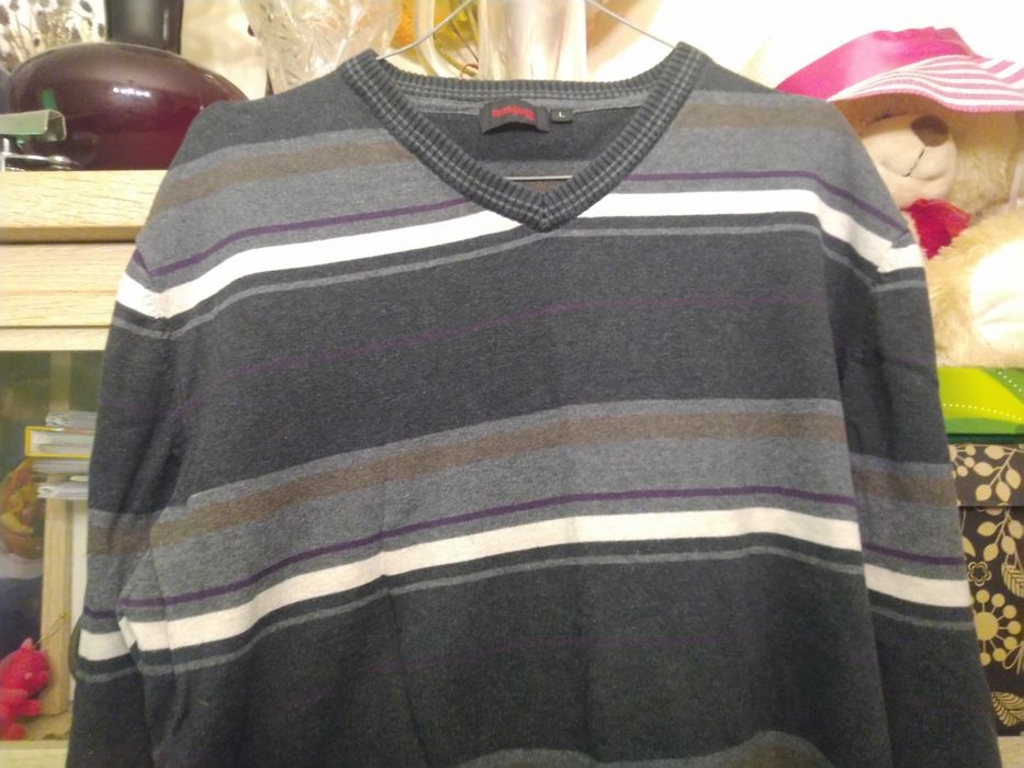 Sweter w paski Magnum