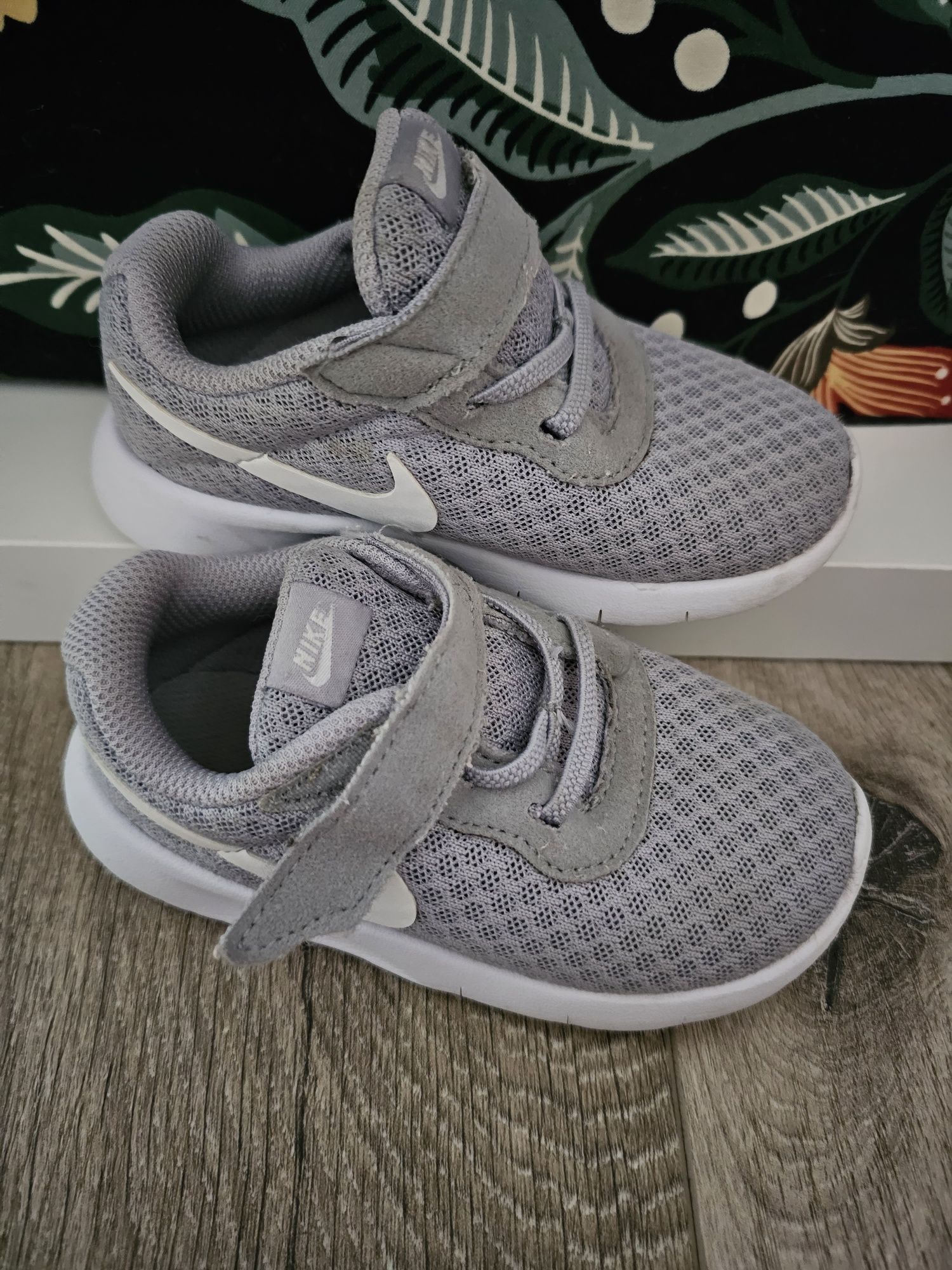 Buty dziecięce Nike roz 23,5