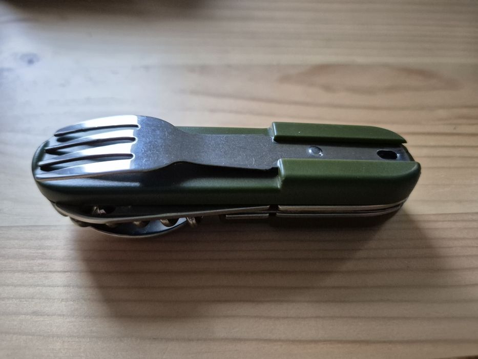 трофейный нож складной с ложкой и вилкой мультитул
