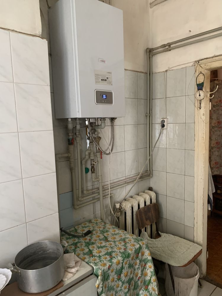 Продам 4  кімнатну квартиру в Березовому сквері