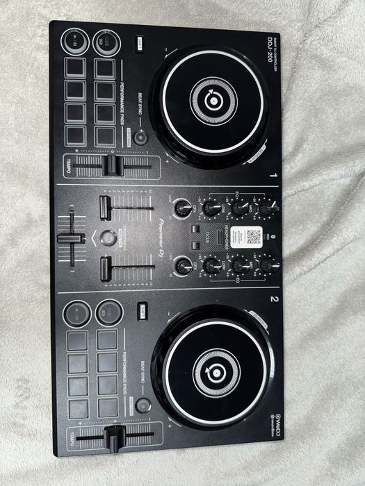 Pioneer DDJ-200 (Controladora DJ)