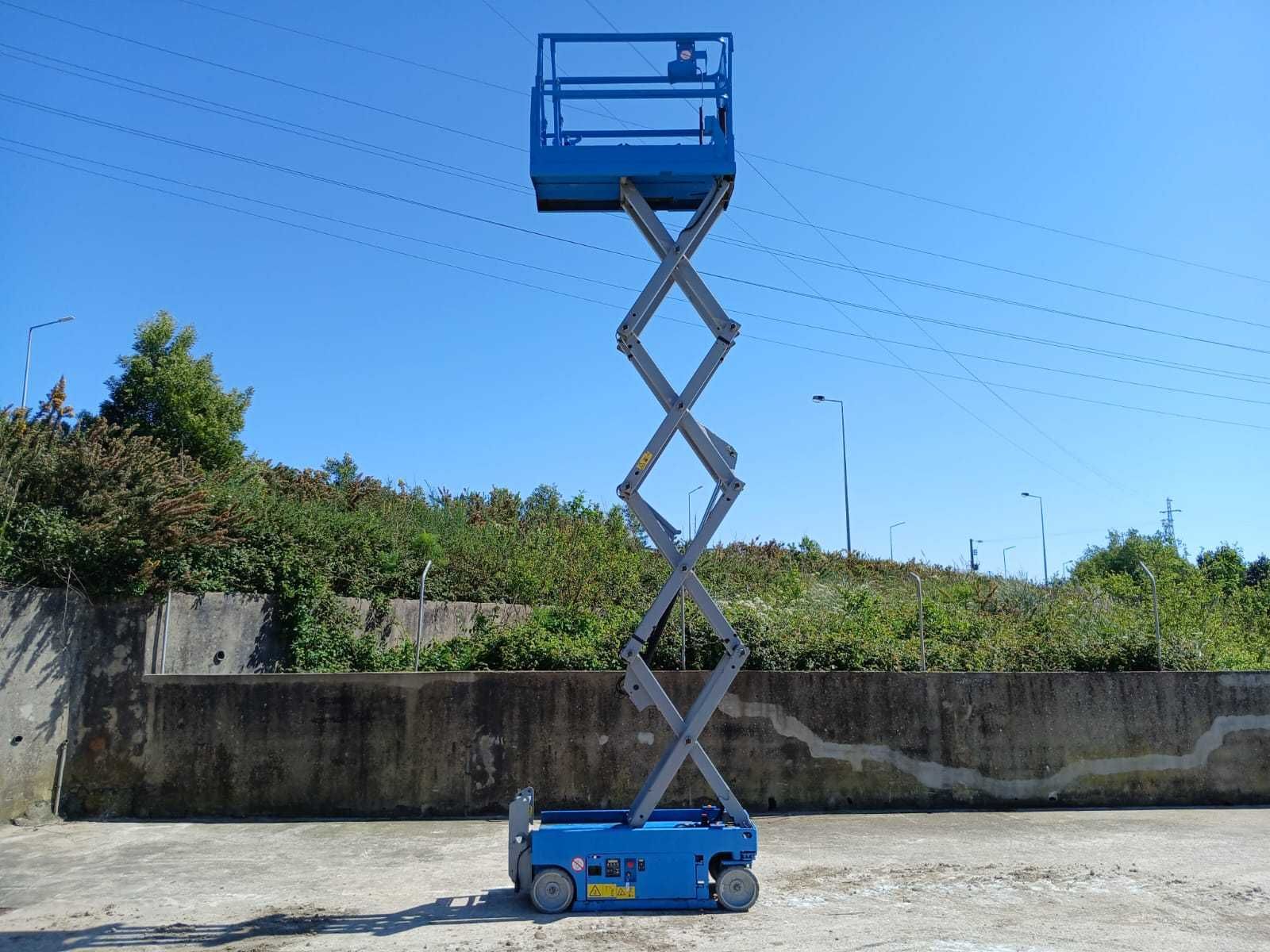 Genie GS1932 Plataforma elevatória tesoura 8 m Elétrica