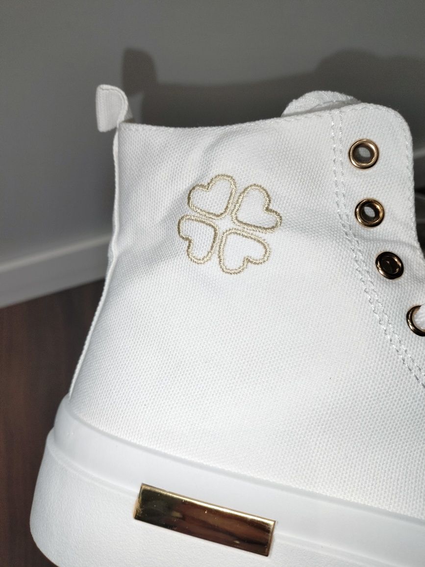 Trampki sneakersy białe platforma ozdobny haft r.36-41