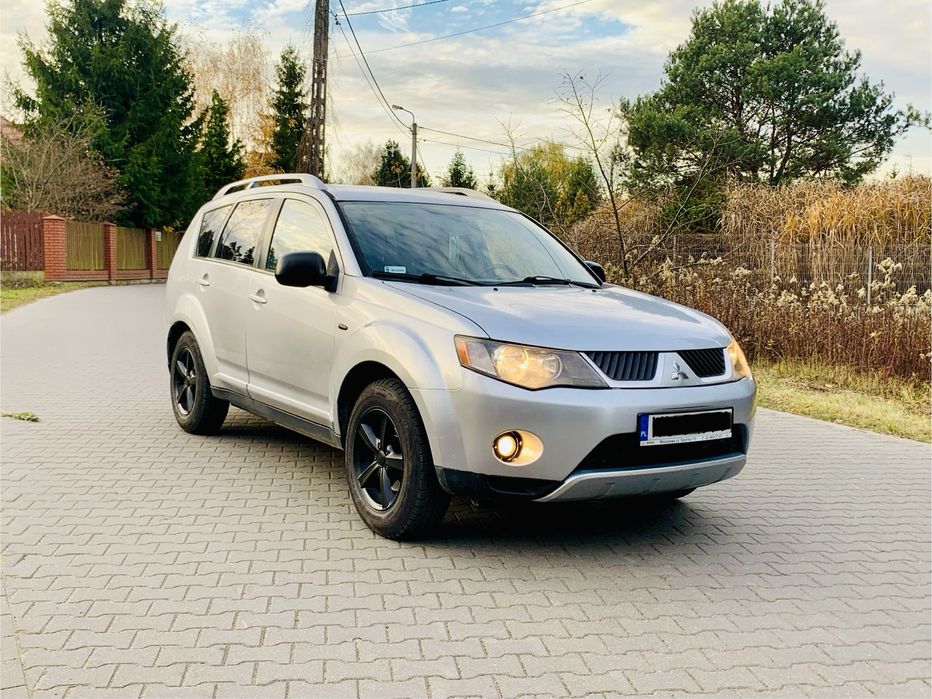 Mitsubishi Outladner 2.0 DID 4X4 140 KM Alu Clima