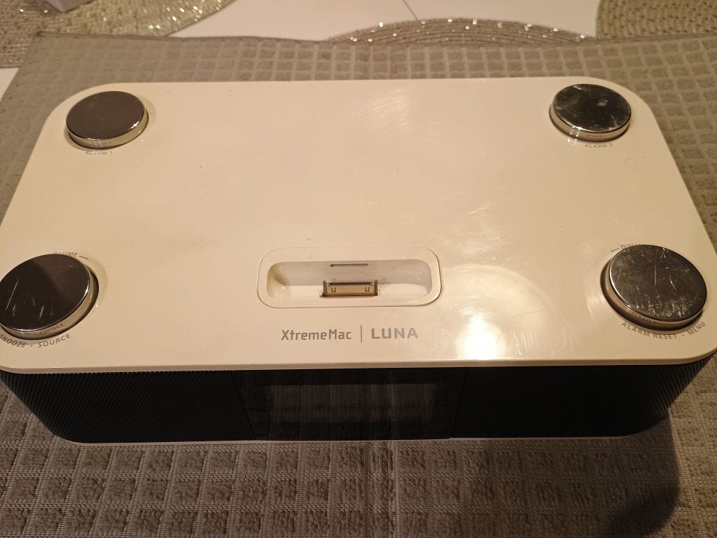 Dokująca stacja radio XtremeMac LUNA
