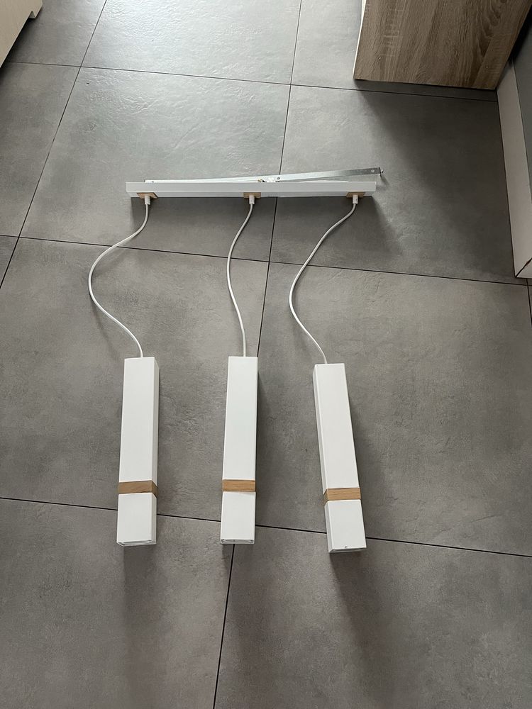 Lampa wisząca biała
