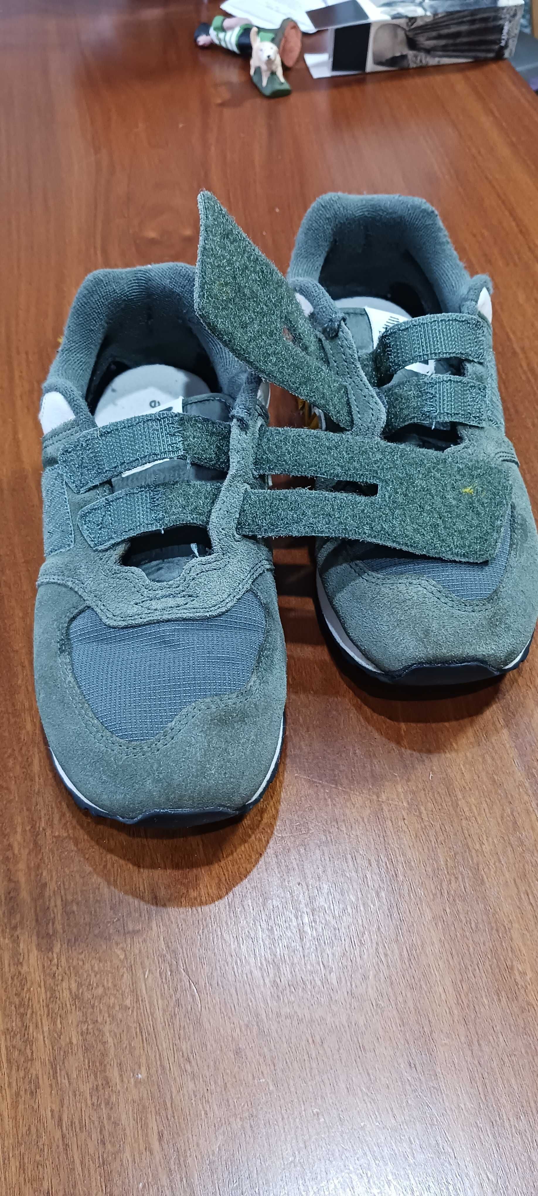 Ténis New Balance 574 - n°34,5