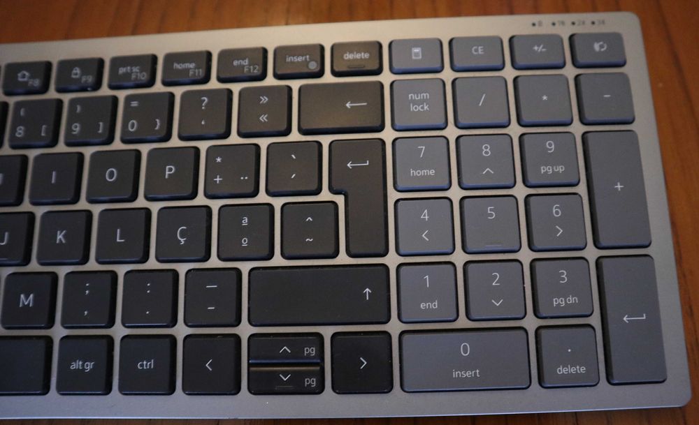 Teclado e Rato Dell KM7120W