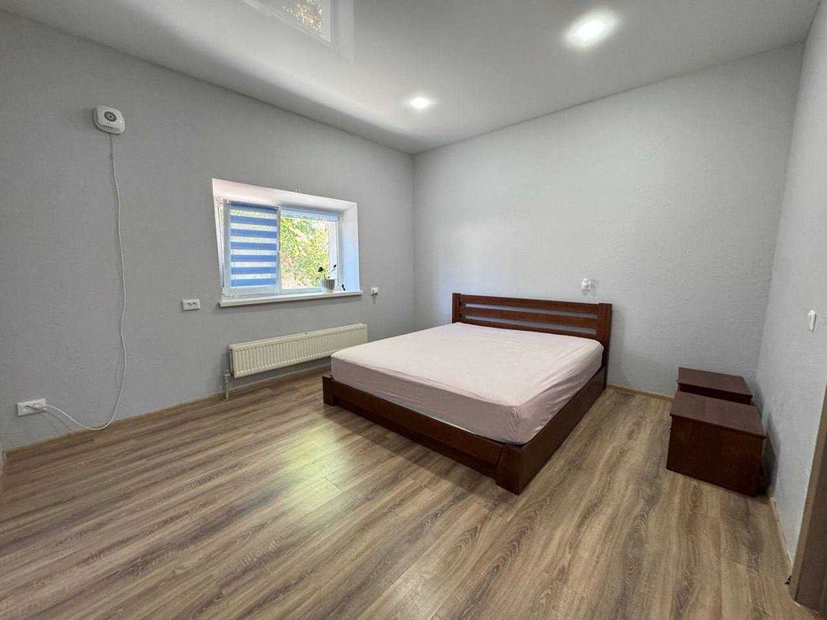 Продам Дом ул. Данила Заболотного . Левый берег.