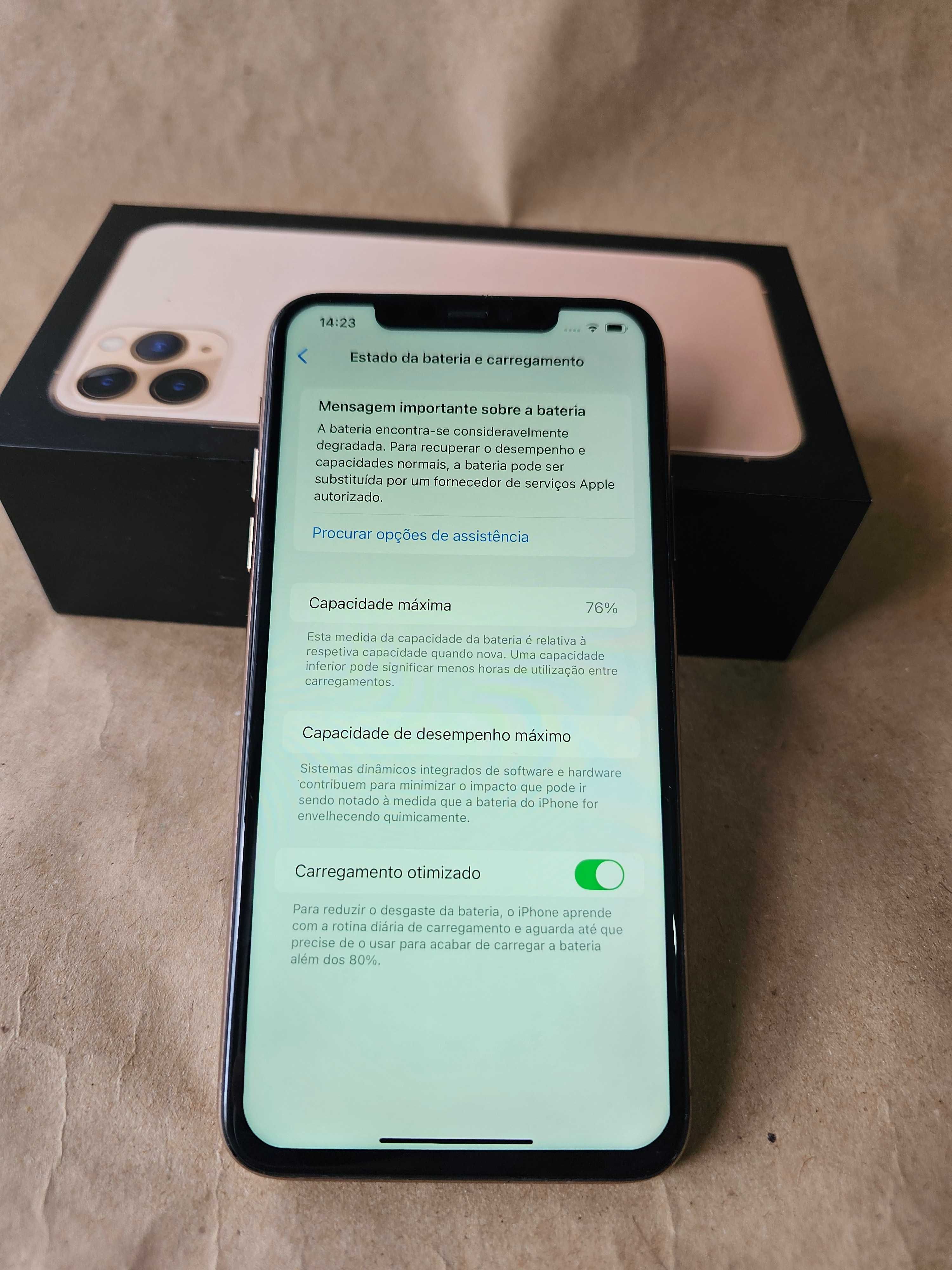 Iphone 11Pro Max 256gb. Ótimo estado. Bateria 76%.