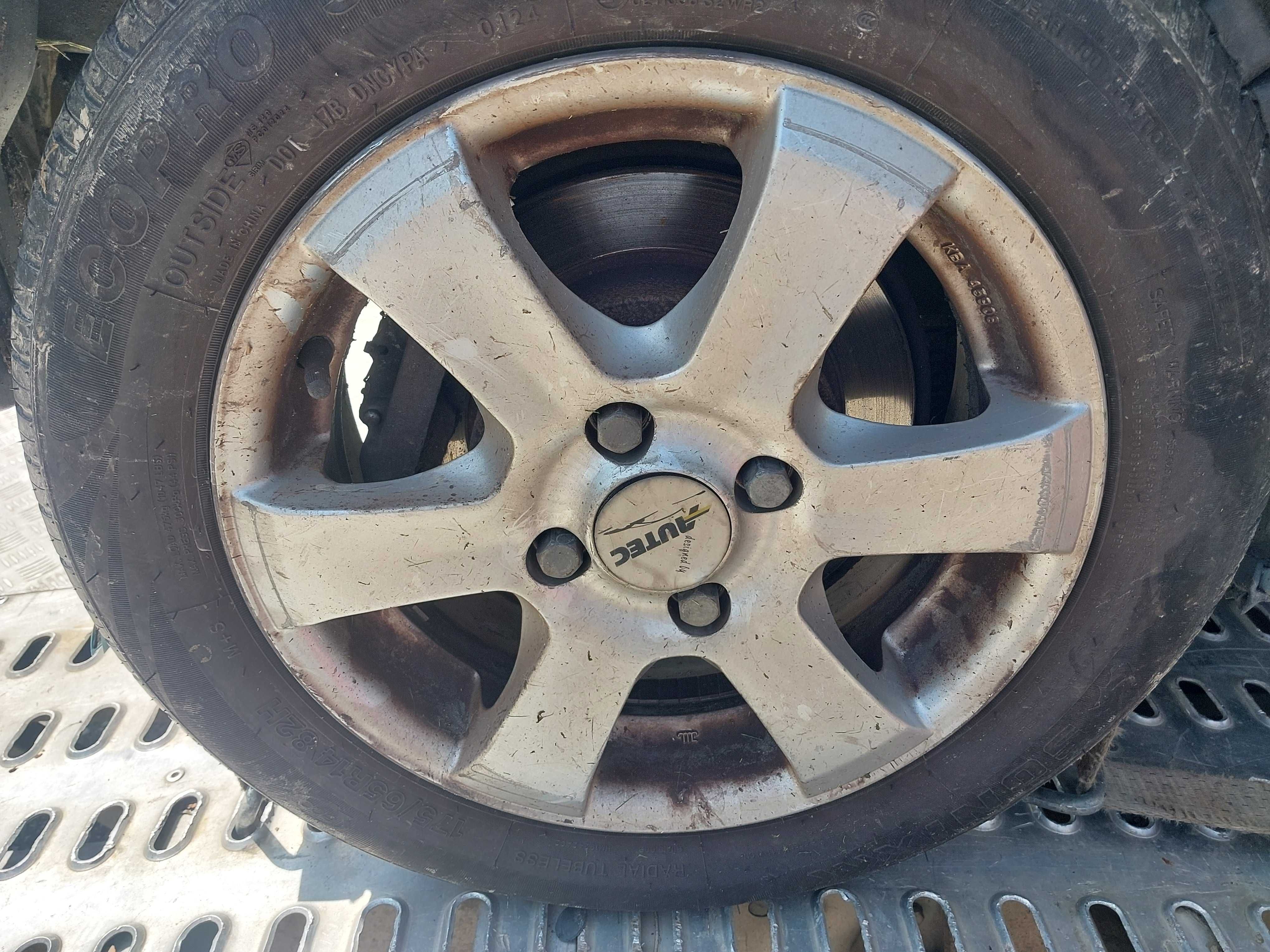 Felgi aluminiowe kola toyota yaris 1   r14   2005r