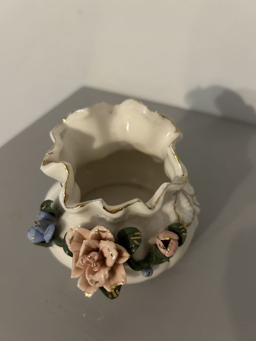 Porcelanowe puzderko/ szkatułka