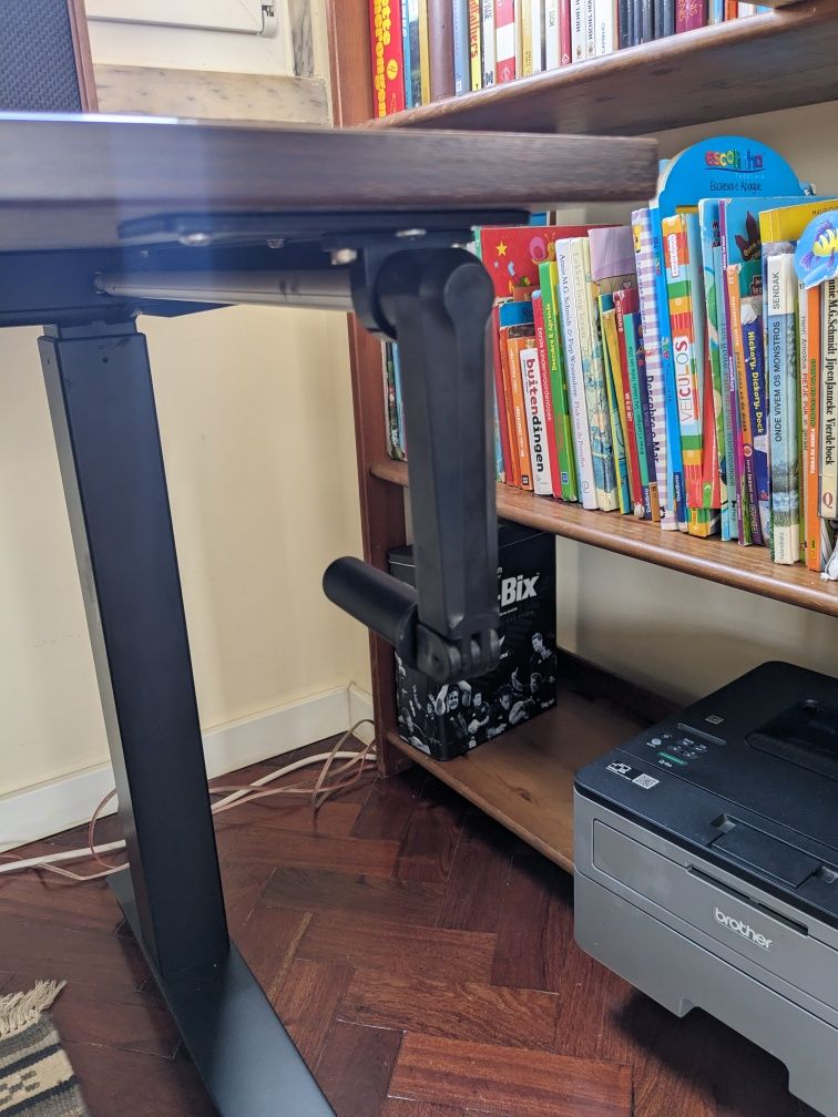 Fully Jarvis Standing Desk Secretária Sentada/Em Pé