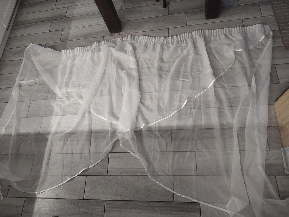 Firanka na zakładkę.