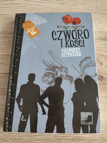 Czworo i kości Kazimierz Szymeczko