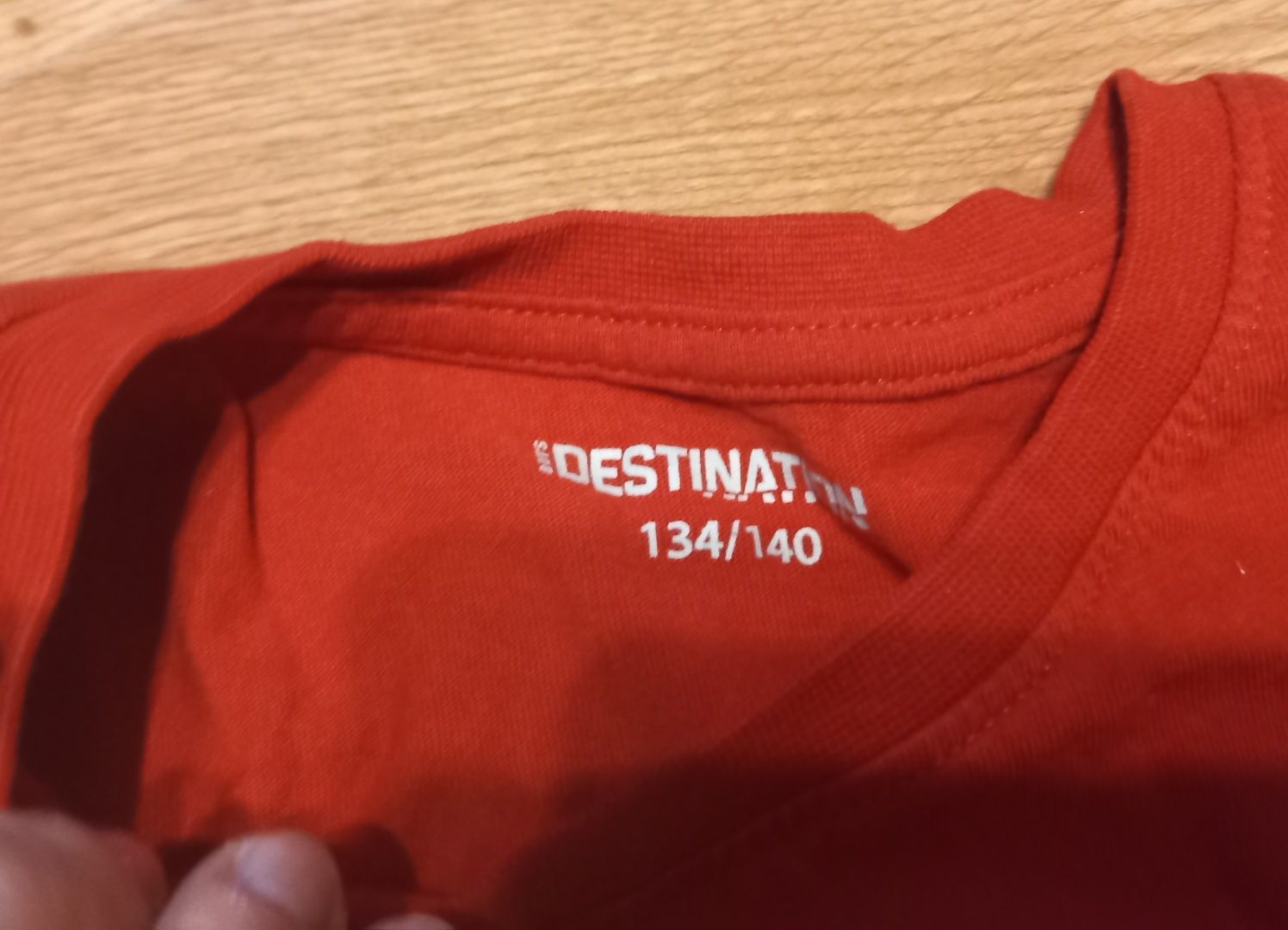 Koszulka czerwona rozm 134
