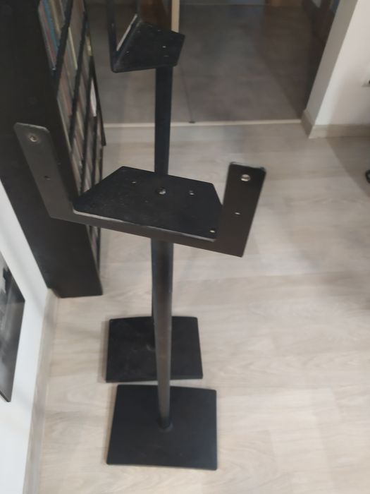 Stojaki pod kolumny głośniki