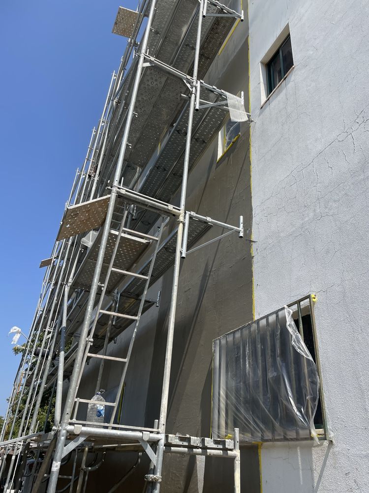 Profissional de Capoto – Isolamento Térmico e Acabamentos